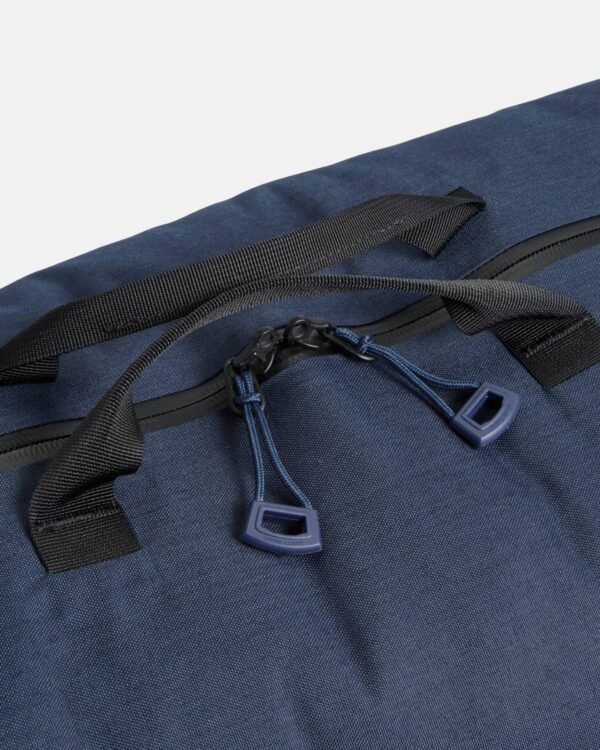 storm-duffle-bag-navy-50l-straps-henri-lloyd Storm Duffle Bag 70L